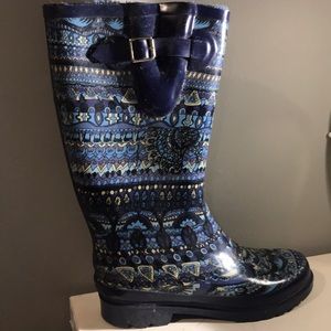 Rain boots/ winter boots